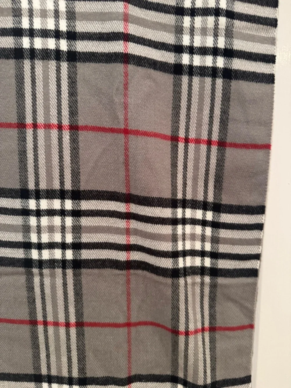 Men's 100% Cashmere Gray Plaid Scarf
